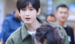 演员成毅最新爆料图片,揭秘幕后故事，探寻演员成长之路