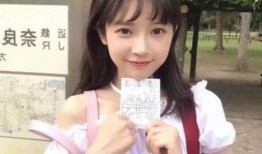 抖音女网红吃瓜二维码,扫码吃瓜，揭秘网红圈幕后故事！”