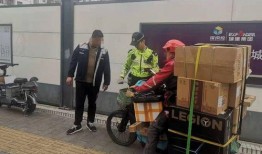 深圳南山外卖员视频爆料,揭秘外卖行业背后的辛酸与挑战
